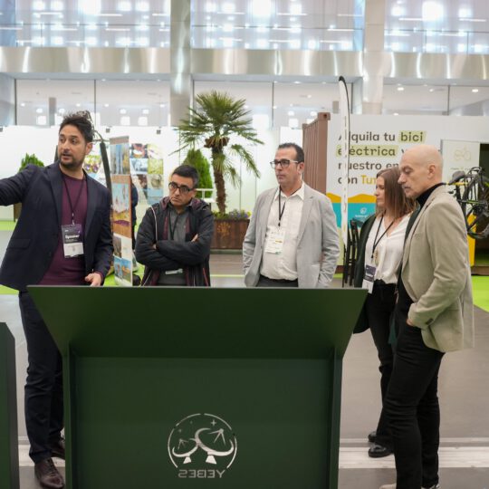 https://expoaire.es/wp-content/uploads/2024/12/Aire-2024DSC00672-min-540x540.jpg