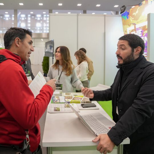 https://expoaire.es/wp-content/uploads/2024/12/Aire-2024DSC01596-min-540x540.jpg