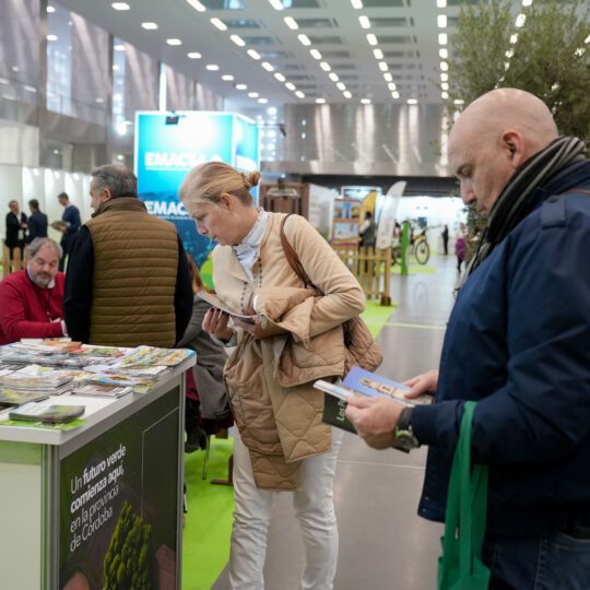 https://expoaire.es/wp-content/uploads/2024/12/Aire-2024DSC01752-min-540x540.jpg