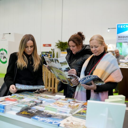 https://expoaire.es/wp-content/uploads/2024/12/Aire-2024DSC01776-min-540x540.jpg