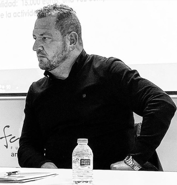 https://expoaire.es/wp-content/uploads/2025/09/Pedro_Fernandez_Menendez.jpg