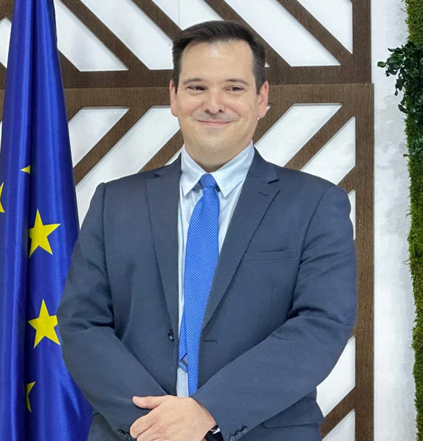 https://expoaire.es/wp-content/uploads/2026/09/Oscar_Mateos.jpg